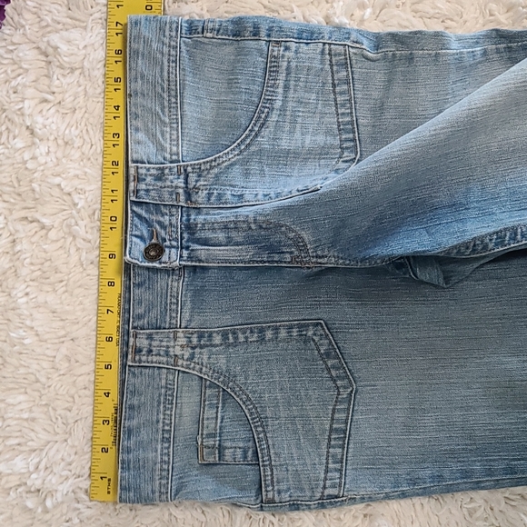 Calvin Klein 23 Inch Crops with Porkchop Pocket Distressed Denim Jeans - Size 10 - Picture 11 of 12